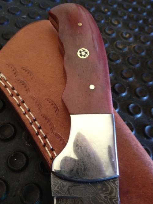 HANDMADE DAMASCUS STEEL HUNTING KNIFE !!!