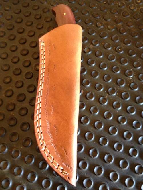 HANDMADE DAMASCUS STEEL HUNTING KNIFE !!!