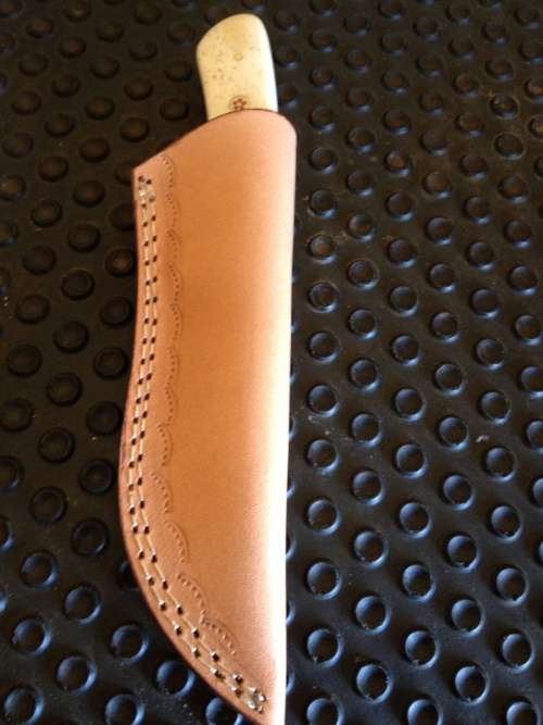 HANDMADE DAMASCUS STEEL HUNTING KNIFE !!!