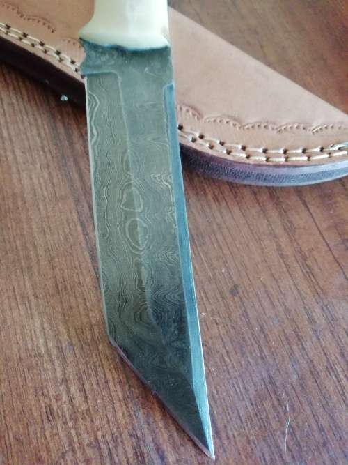 HANDMADE DAMASCUS STEEL HUNTING KNIFE !!!-TANTO POINT!!!