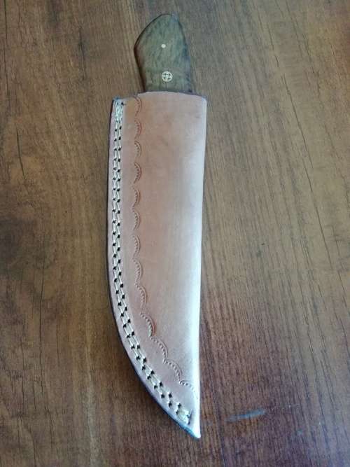 HANDMADE DAMASCUS STEEL HUNTING KNIFE !!!