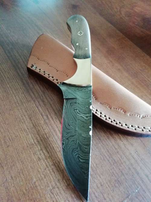 HANDMADE DAMASCUS STEEL HUNTING KNIFE