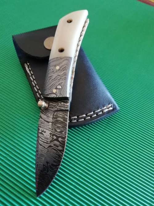 HANDMADE DAMASCUS STEEL FOLDING KNIFE !!!