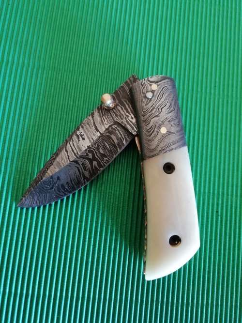 HANDMADE DAMASCUS STEEL FOLDING KNIFE !!!