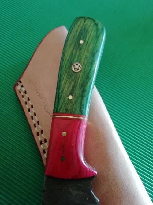 HANDMADE DAMASCUS STEEL HUNTING KNIFE !!!