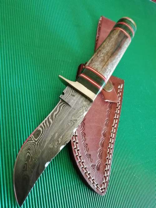 Handmade Damascus Steel Hunting Knife !!!