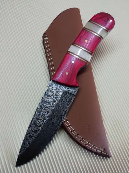 HANDMADE DAMASCUS STEEL HUNTING KNIFE !!!