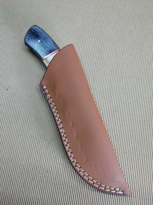 HANDMADE DAMASCUS STEEL HUNTING KNIFE !!!