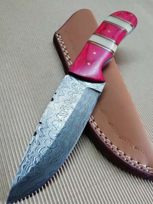 HANDMADE DAMASCUS STEEL HUNTING KNIFE !!!