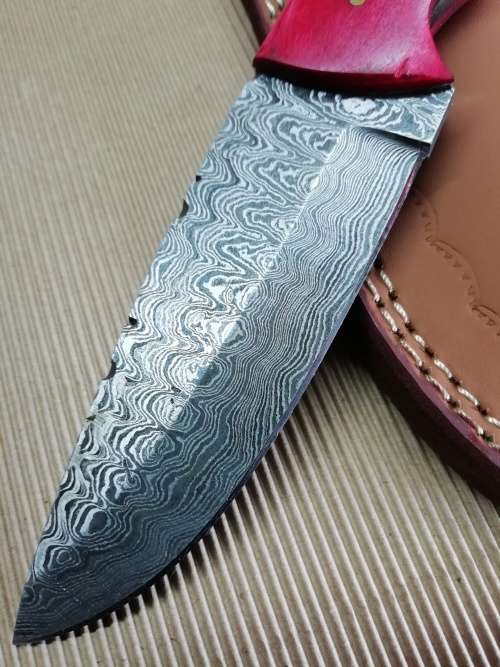 HANDMADE DAMASCUS STEEL HUNTING KNIFE !!!
