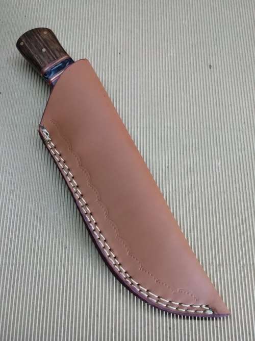 HANDMADE DAMASCUS STEEL HUNTING KNIFE !!!