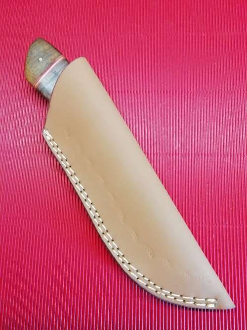 HANDMADE DAMASCUS STEEL HUNTING KNIFE !!!