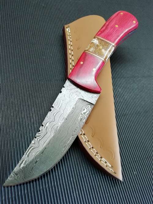 NEW STOCK - HANDMADE DAMASCUS STEEL HUNTING KNIFE !!!