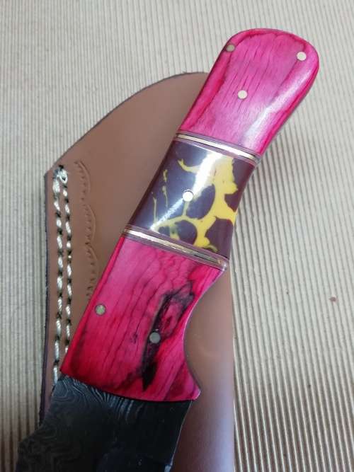 HANDMADE DAMASCUS STEEL HUNTING KNIFE !!!