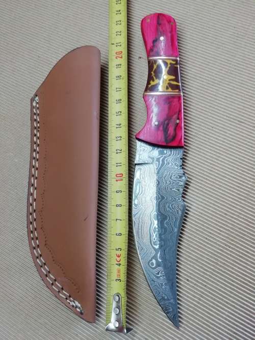 HANDMADE DAMASCUS STEEL HUNTING KNIFE !!!