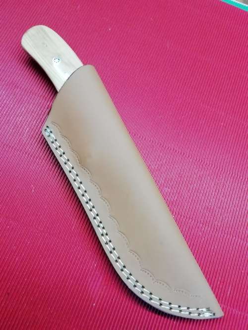 HANDMADE DAMASCUS STEEL HUNTING KNIFE !!!