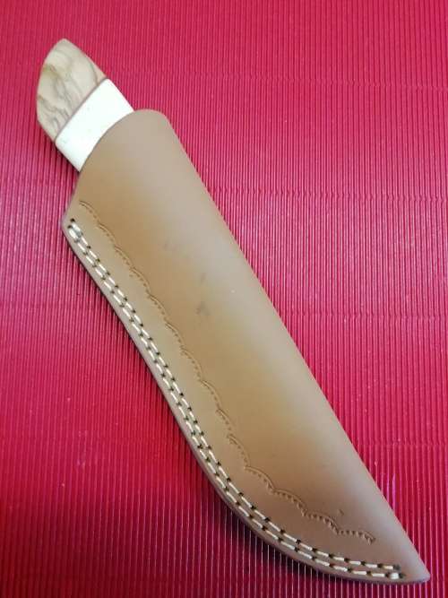 HANDMADE DAMASCUS STEEL HUNTING KNIFE !!!