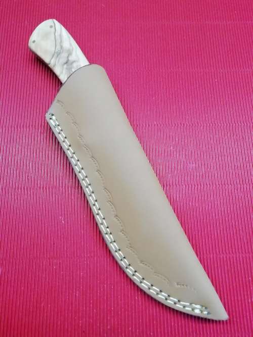 HANDMADE DAMASCUS STEEL HUNTING KNIFE !!!