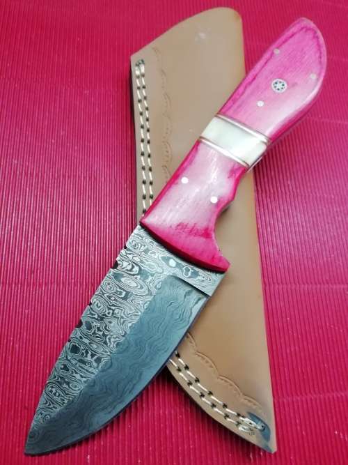 HANDMADE DAMASCUS STEEL HUNTING KNIFE !!!