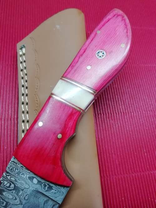 HANDMADE DAMASCUS STEEL HUNTING KNIFE !!!