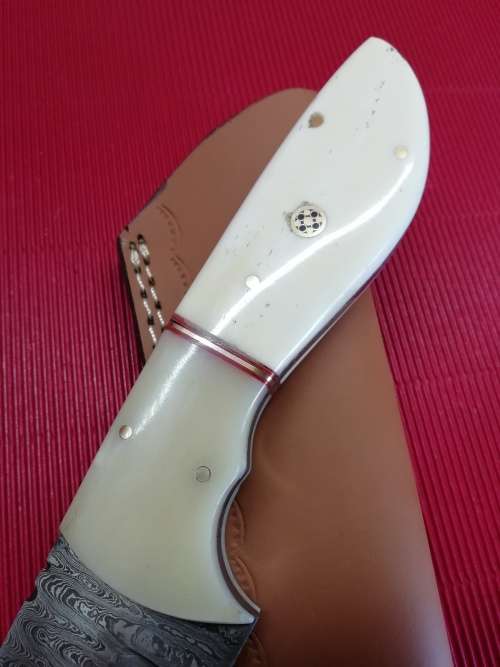 HANDMADE DAMASCUS STEEL HUNTING KNIFE !!!