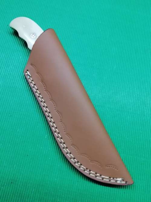 HANDMADE DAMASCUS STEEL HUNTING KNIFE !!!