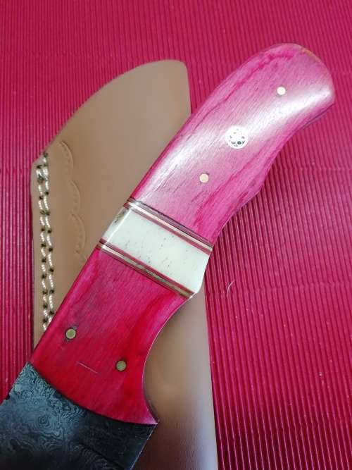 HANDMADE DAMASCUS STEEL HUNTING KNIFE !!!