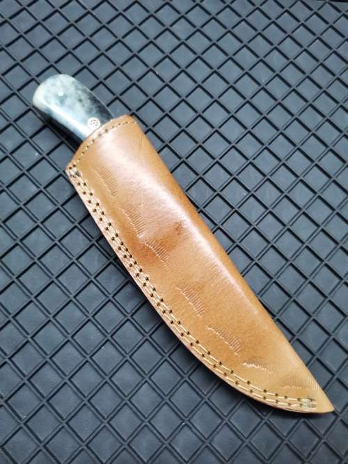 HANDMADE DAMASCUS STEEL HUNTING KNIFE - NEW STOCK !!!