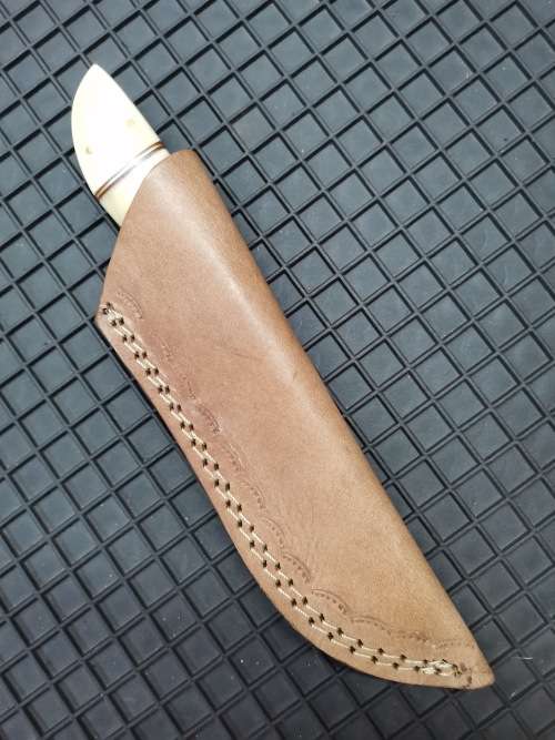 HANDMADE DAMASCUS STEEL HUNTING KNIFE !!!