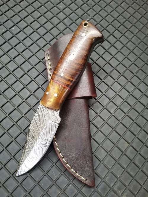 HANDMADE DAMASCUS STEEL HUNTING KNIFE