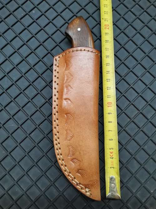 HANDMADE DAMASCUS STEEL SKINNING KNIFE