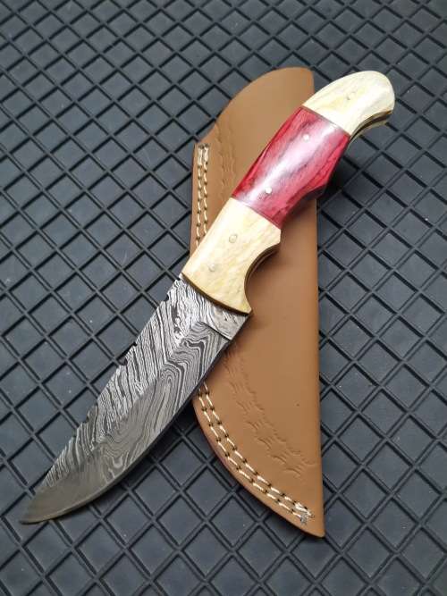 HANDMADE DAMASCUS STEEL HUNTING KNIFE