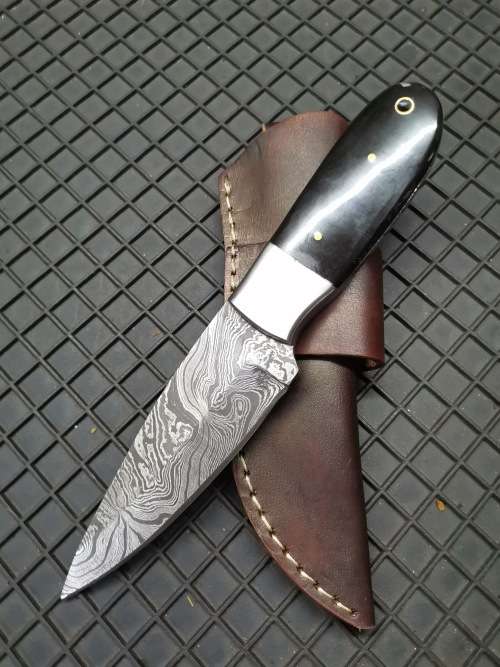 HANDMADE DAMASCUS STEEL HUNTING KNIFE