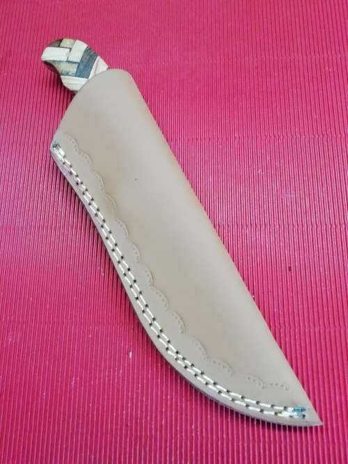 HANDMADE DAMASCUS STEEL HUNTING KNIFE !!!