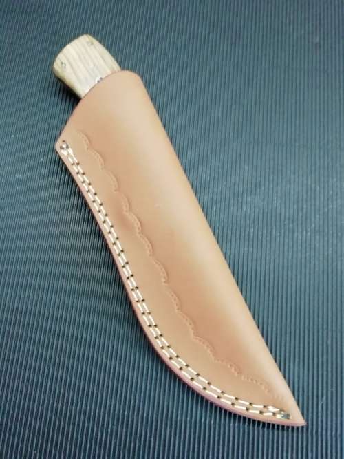 HANDMADE DAMASCUS STEEL HUNTING KNIFE !!!