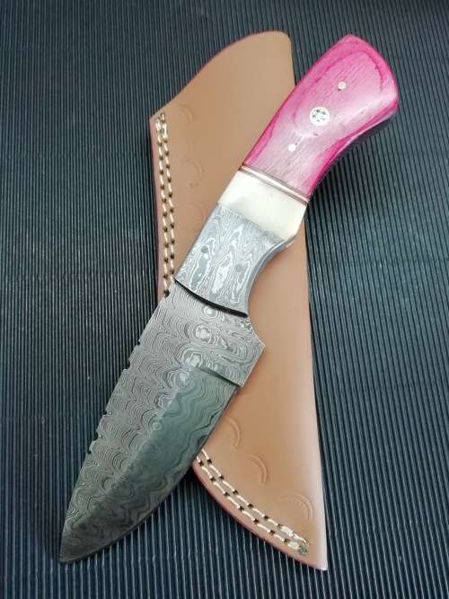 HANDMADE DAMASCUS STEEL HUNTING KNIFE !!!
