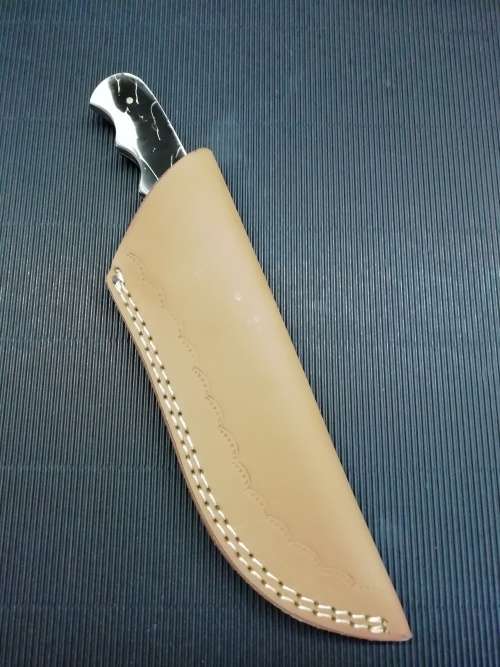 HANDMADE DAMASCUS STEEL HUNTING KNIFE !!!