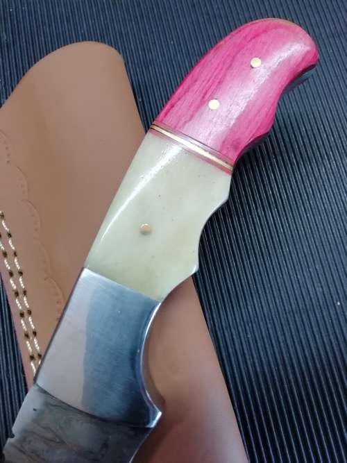 HANDMADE DAMASCUS STEEL HUNTING KNIFE !!!