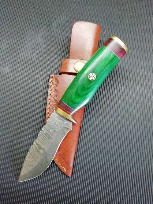 HANDMADE DAMASCUS STEEL HUNTING KNIFE !!!