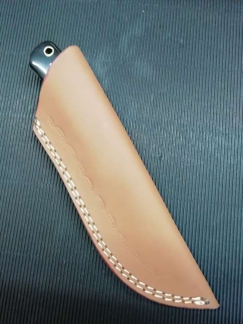 HANDMADE DAMASCUS STEEL HUNTING KNIFE !!!