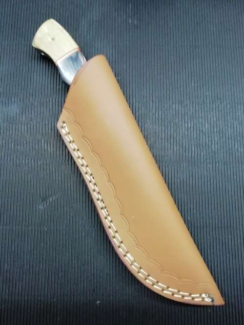 HANDMADE DAMASCUS STEEL HUNTING KNIFE !!!