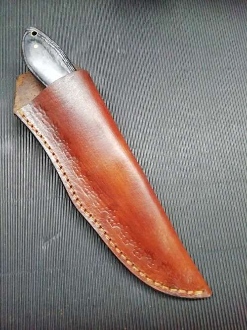 HANDMADE DAMASCUS STEEL HUNTING KNIFE !!!