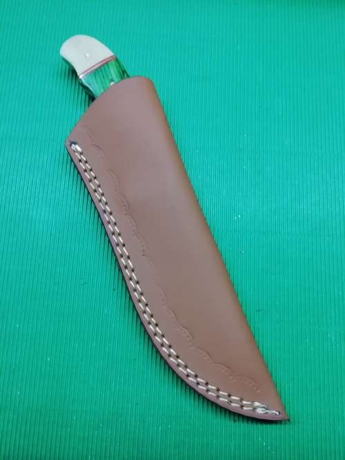 HANDMADE DAMASCUS STEEL HUNTING KNIFE !!!