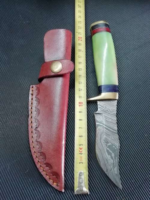HANDMADE DAMASCUS STEEL HUNTING KNIFE !!!