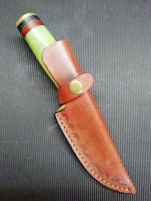 HANDMADE DAMASCUS STEEL HUNTING KNIFE !!!