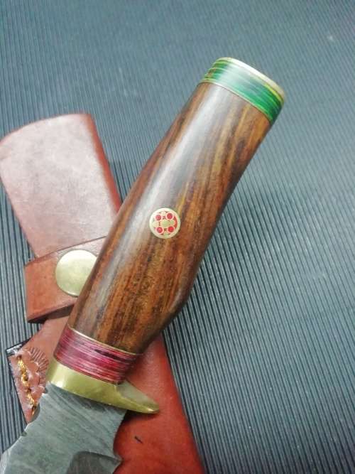 HANDMADE DAMASCUS STEEL HUNTING KNIFE !!!