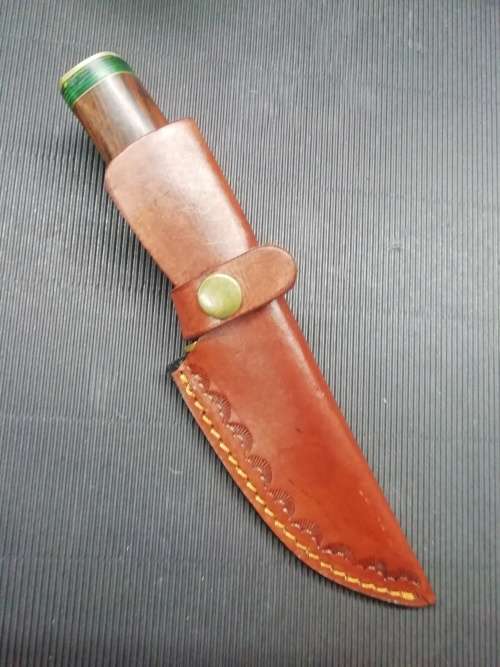 HANDMADE DAMASCUS STEEL HUNTING KNIFE !!!