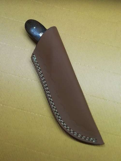 HANDMADE DAMASCUS STEEL HUNTING KNIFE !!!