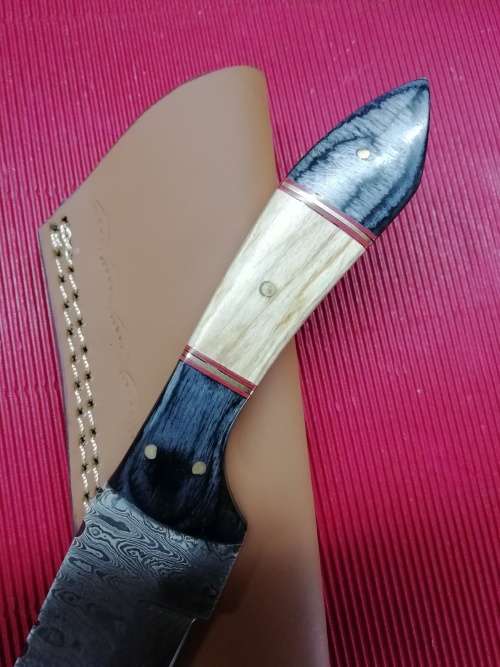 HANDMADE DAMASCUS STEEL HUNTING KNIFE !!!