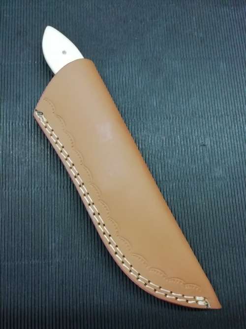 HANDMADE DAMASCUS STEEL HUNTING KNIFE !!!